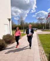 Forsvarsminister